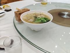 -东豪园林海鲜酒家(南港路辅路店)