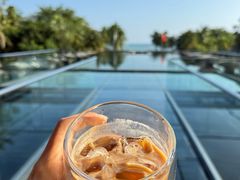 -亚龙湾喜来登·美景台大堂吧