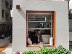 -Line来恩咖啡(石厦花园店)