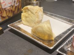 -铭牛烧肉·和牛海鲜自助(高新月牙湖店)