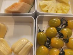 -涨巢·潮玩水疗局