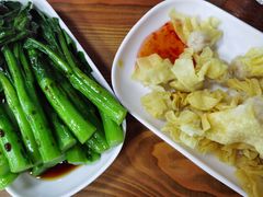 云吞-崖口煲仔饭