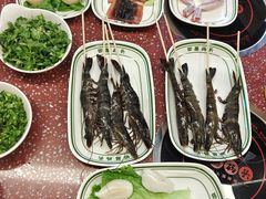 -四囍码头海鲜烧烤自助火锅(外滩南京东路悦荟广场店)