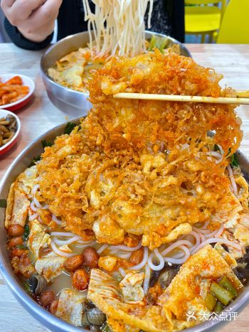 洛阳，近期最爱的一家螺蛳粉小店。。。