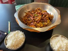 -愉肴麻辣香锅(中北镇店)