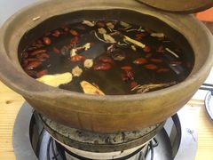 藥膳湯底-威邵鸡煲(西华路总店)