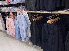 -优衣库(上海正大广场店)