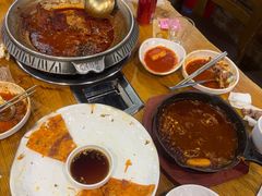 -喇喇排骨火锅·传统韩式脊骨汤(望京西园总店)
