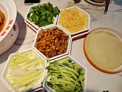 -东北民俗村.东北菜.大包间(翻身店)