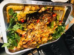 -老滇山寨•云南特色菜•地方菜•民族风情歌舞表演(金碧店)