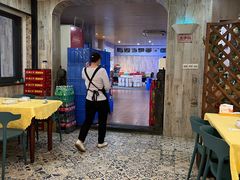 等位区-莲花公园煎蟹(总店)