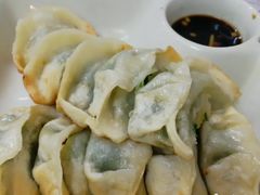 手工锅贴-亮亮烧烤(积玉桥总店)