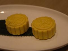 燕窝紫薯绿豆糕-香港百合居(LCM置汇旭辉广场店)