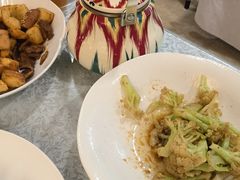 -汗腾格里·风味餐厅(新疆驻京办店)