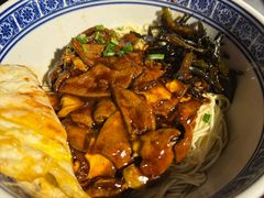 -沪西老弄堂面馆(定西路店)