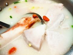 龙骨炖高压香芋-老湘亲·品鉴湘菜(湖里店)