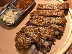 馕坑烤羊排-疆里疆外·和田烤肉·清真