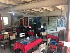 大堂-吕家米皮
