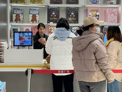 -泡泡玛特POPMART(世豪广场店)