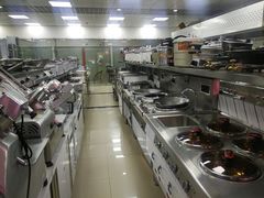 -万润国际酒店用品市场(曹安国际商城店)