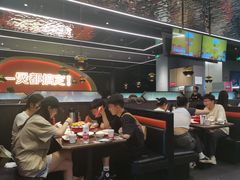 -胖哥俩肉蟹煲(湖滨银泰in77店)