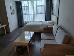 -维也纳国际酒店·西京医院胡家庙地铁站店