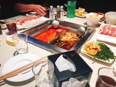 -海底捞火锅鲜切牛肉主题店(长寿路店)