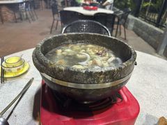 -墨脱石锅椰子鸡•香草鸭•东山羊(大东海店)