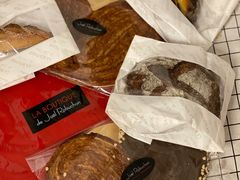 -Salon de The de Joel Robuchon(外滩18号店)