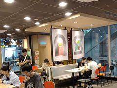 -麦当劳(轻轨曹杨路店)