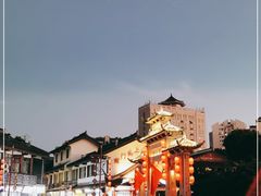 -南门头上美食街