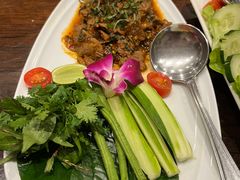 -Chom Cafe and Restaurant