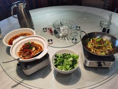 清炒白菜-野渡坡·极致湘菜·庭院餐厅(汉阳店)