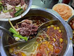 -周良天山牛杂城(天山路总店)