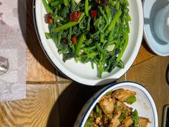 -黄泥岗·地道湖北菜(奥特莱斯店)