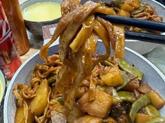 -内蒙焖面大盆骨餐馆(山大路店)