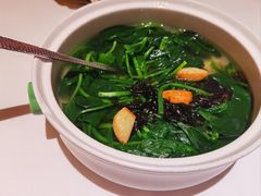 鸡汤时蔬-桂满陇·手作小笼包&江南叫花鸡(中山公园店)