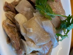 -侬佳蒸菜馆(听潮店)