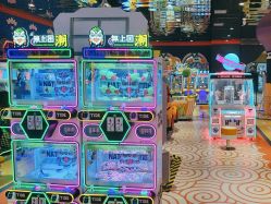 -Qmiss家庭娱乐中心(恒隆广场店)