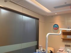 -上海仁爱医院口腔科 · 种植