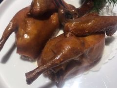 金牌脆皮乳鸽-味可道美食坊(福基路店)