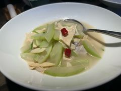 -新荣记(BFC外滩金融中心店)