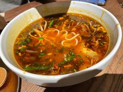 -SHAN山(前滩太古里店)