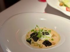 温泉蛋-弦月窗LUNETTE BY AMANDA(复兴路店)