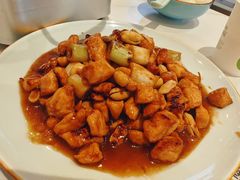 -犇逸·乐山跷脚牛肉·四川现炒(览海店)