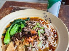 -方铲铲·成都板凳面(滨江银泰店)