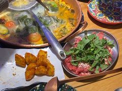 -洱火云南酸菜牛肉火锅(石景山当代商城店)