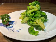 -忆江南(衡百国际店)