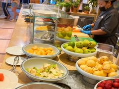 -大中华希尔顿酒店-念自助餐·海南美食·三文鱼