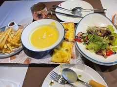 -魔膳厨房·果木牛排·西餐厅(MM2店)